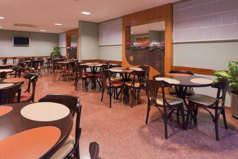 Holiday Inn Express Avenida Sumare São Paulo Restaurace fotografie